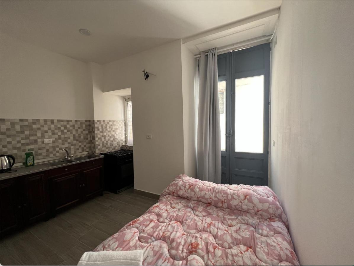 Il Giardino E Gli Affreschi Bed & Breakfast Katanya Dış mekan fotoğraf